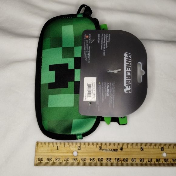 NWT Boys Minecraft Creeper 100% UV Protection Glasses & Case Set - Picture 6 of 9